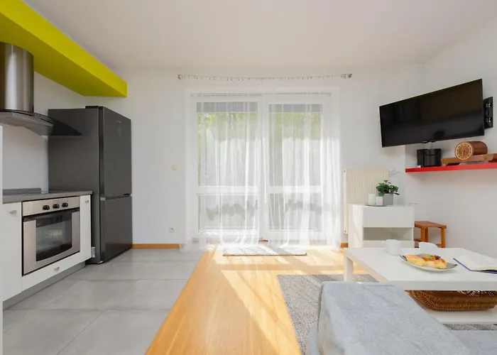 Sunny Apartment In The Heart Of Warsaw By Noclegi Renters