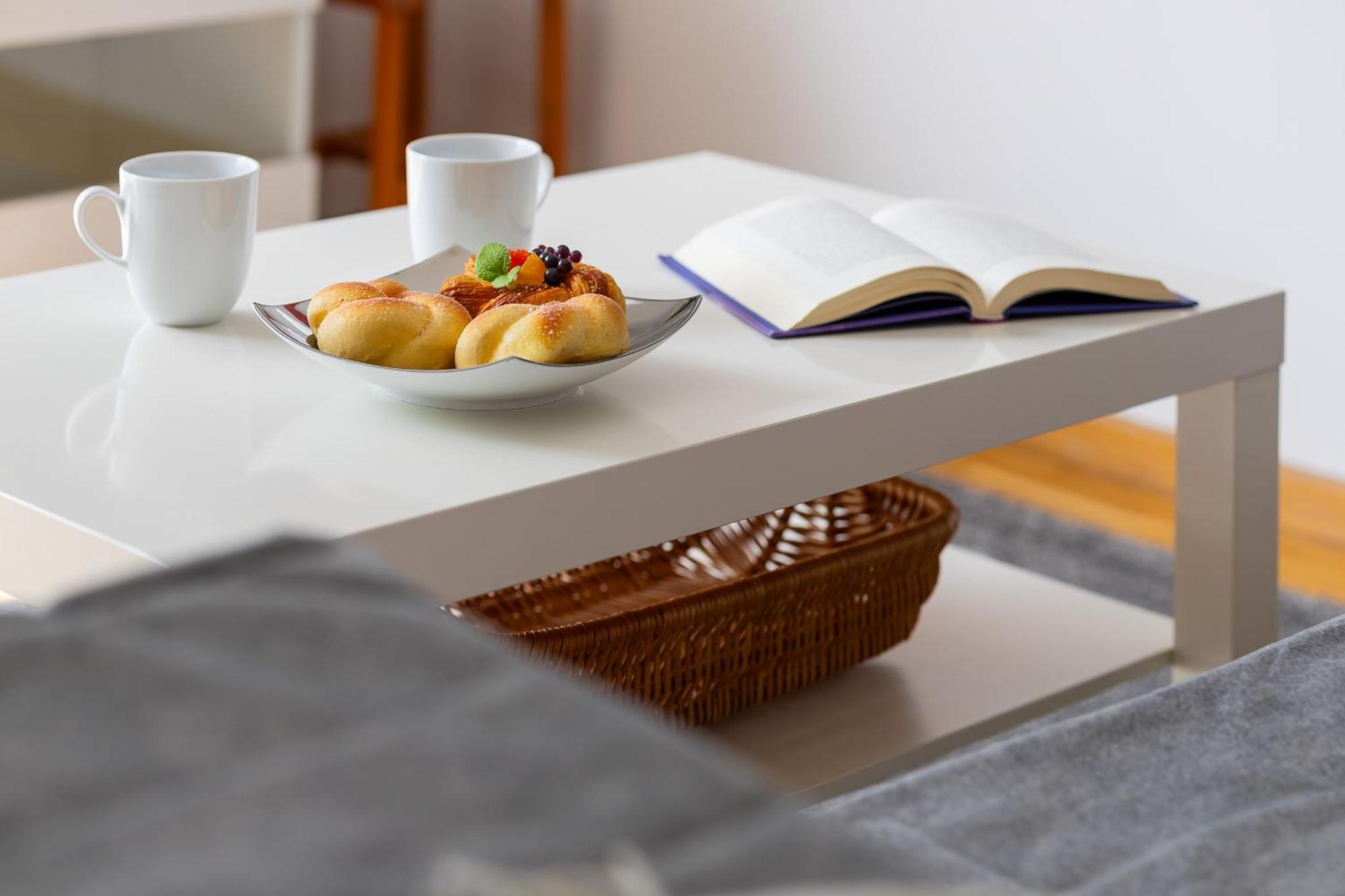 Sunny In The Heart Of By Renters Leilighet Warszawa