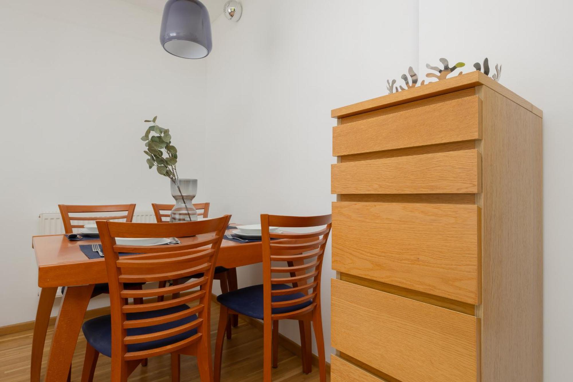 Sunny In The Heart Of By Renters Leilighet *