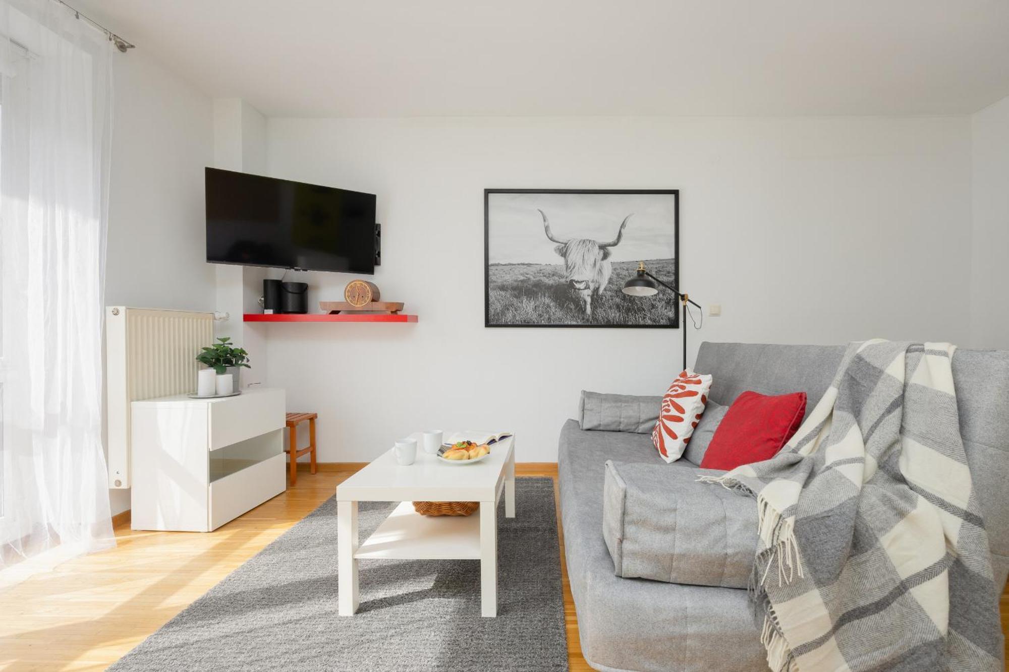 Sunny In The Heart Of By Renters Leilighet Warszawa