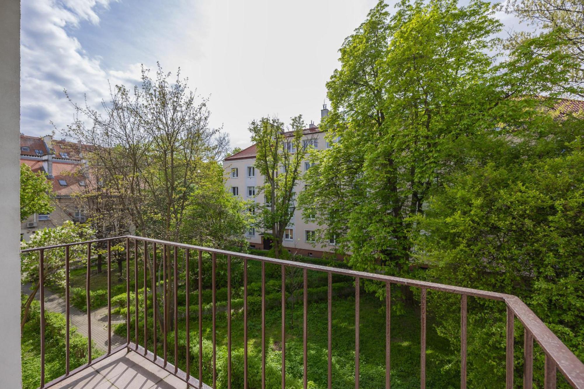 Appartamento Sunny In The Heart Of By Renters